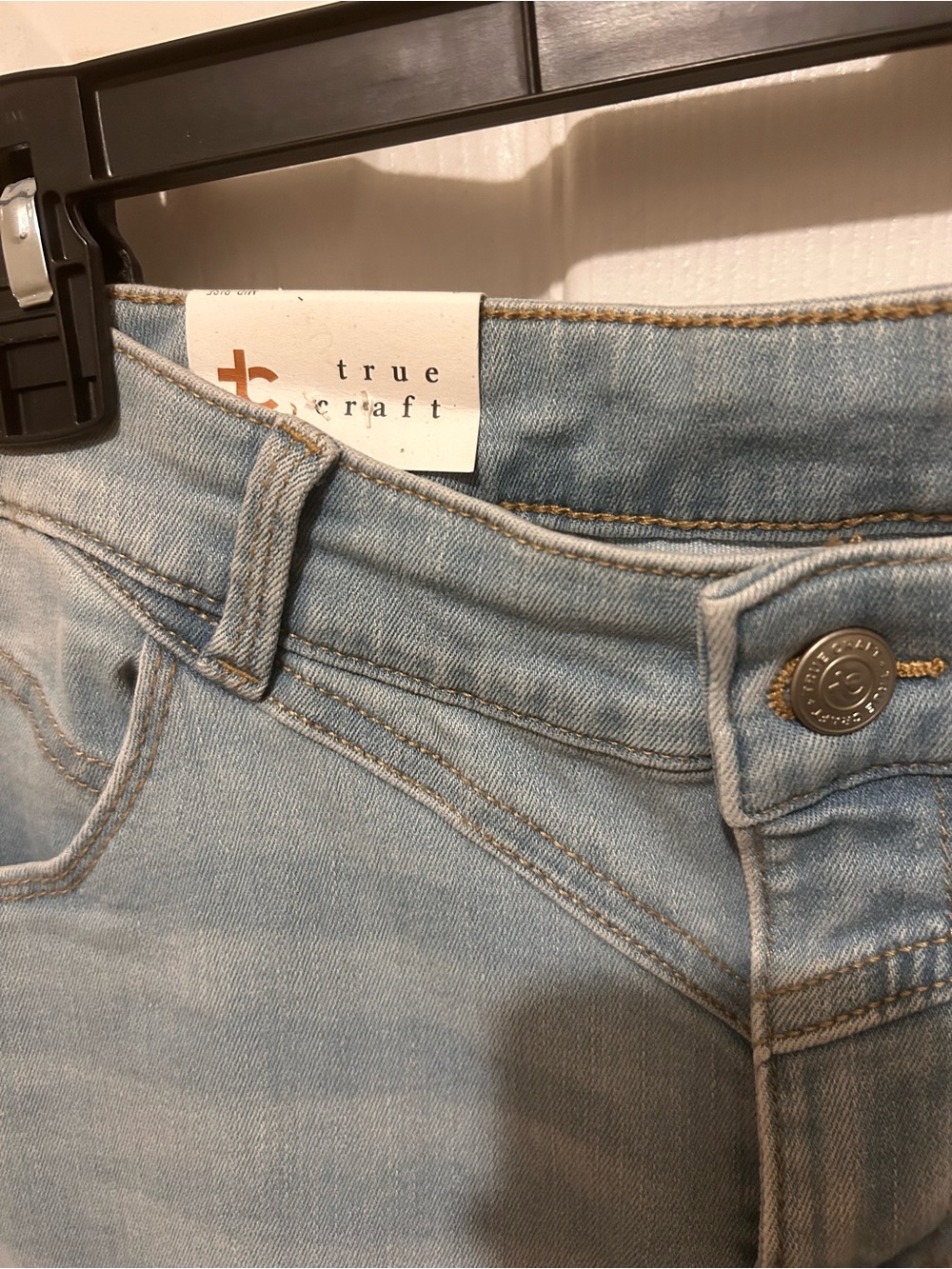 Size 8 NWT True Craft light wash, Mid-Rise Skinny Denim Jeans - Picture 5 of 10
